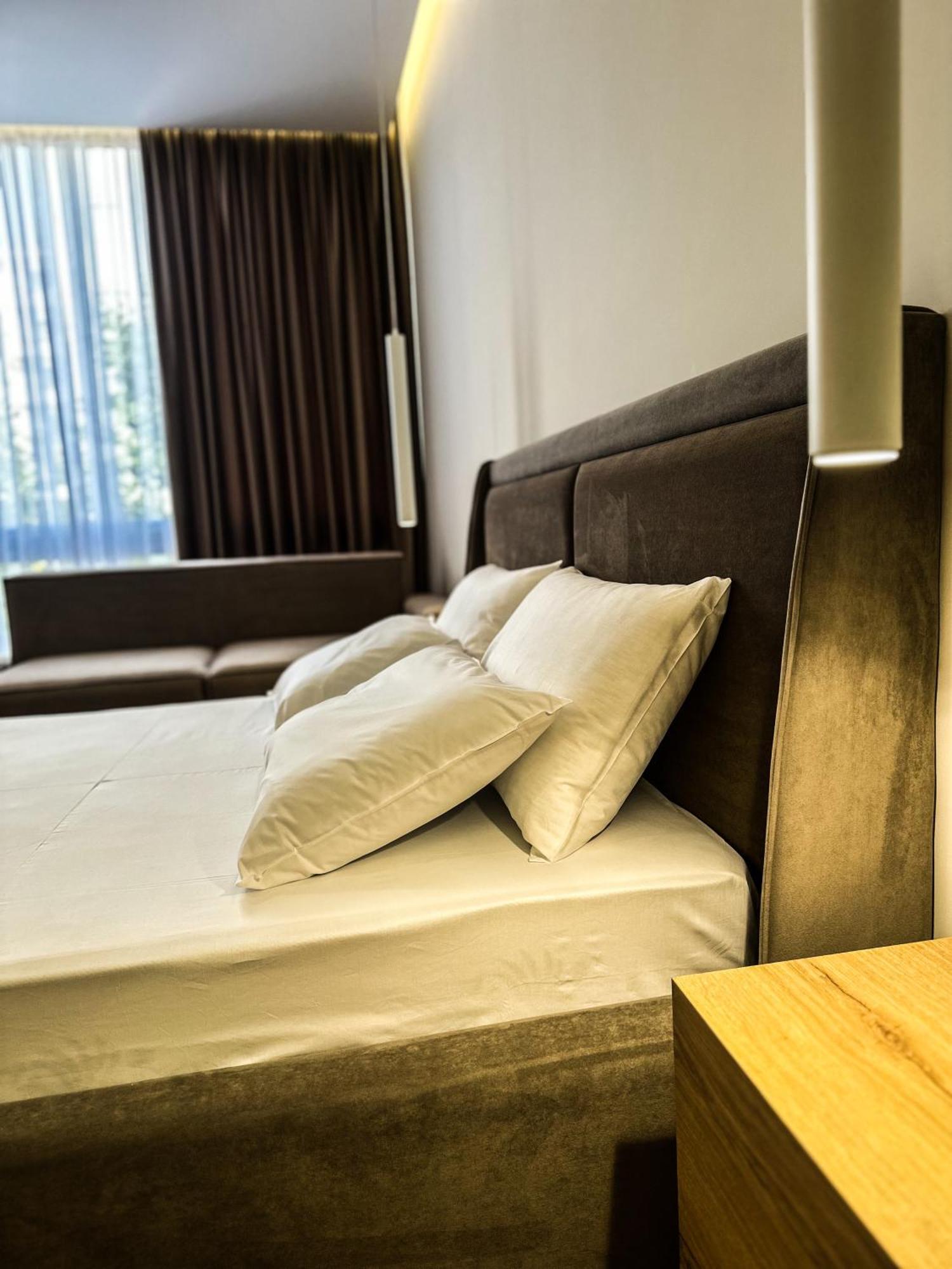 Alexander Rooms & Apartments Драч Екстериор снимка