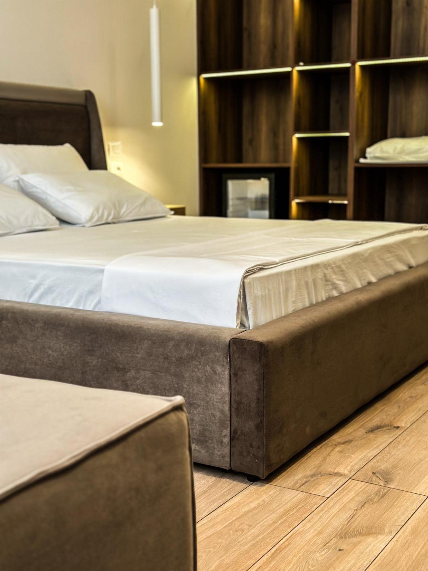 Alexander Rooms & Apartments Драч Екстериор снимка