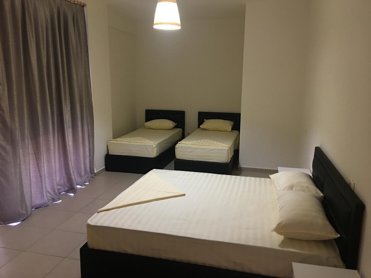 Alexander Rooms & Apartments Драч Екстериор снимка