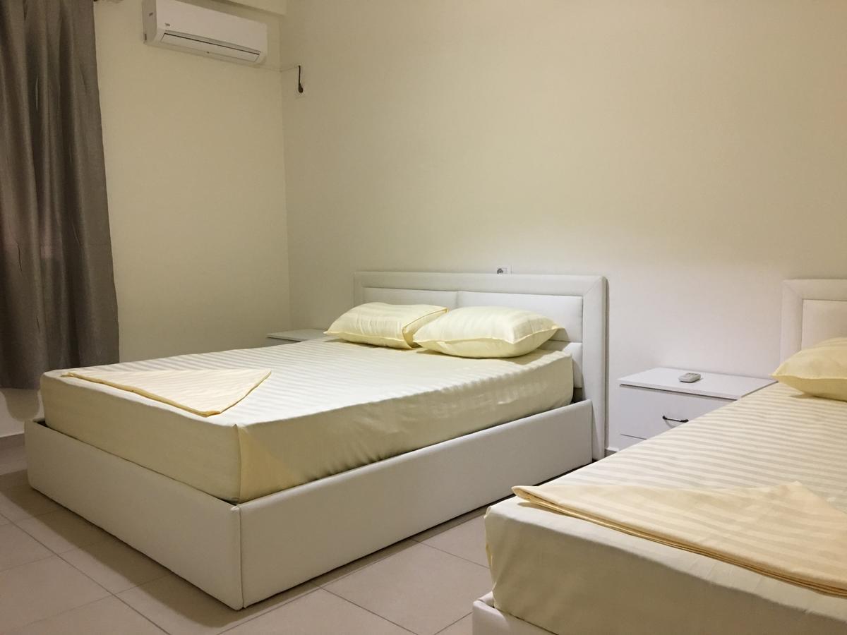 Alexander Rooms & Apartments Драч Екстериор снимка